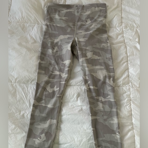 Pants - Athleta elation 7/8 tight leggings, white camo, capri, size small, never worn